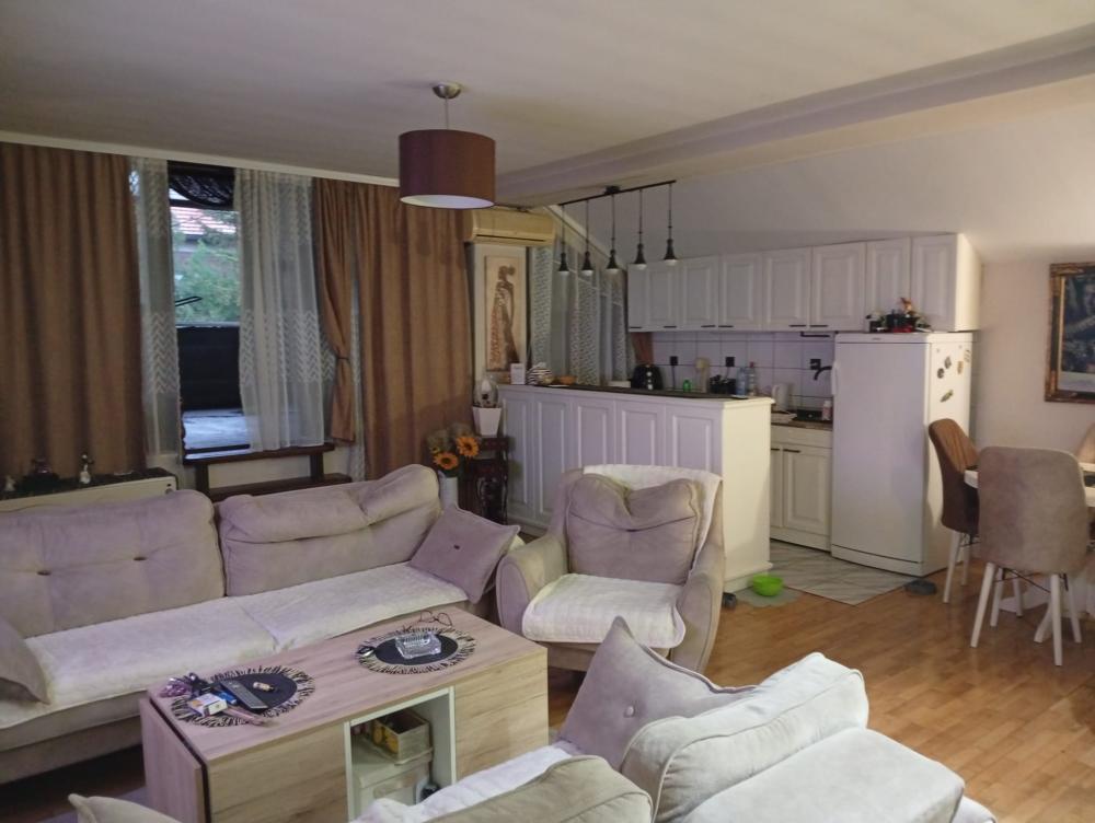 Slika 1 - U blizini Merkatora,  Lokal na prodaju, 224m2, 300.000€